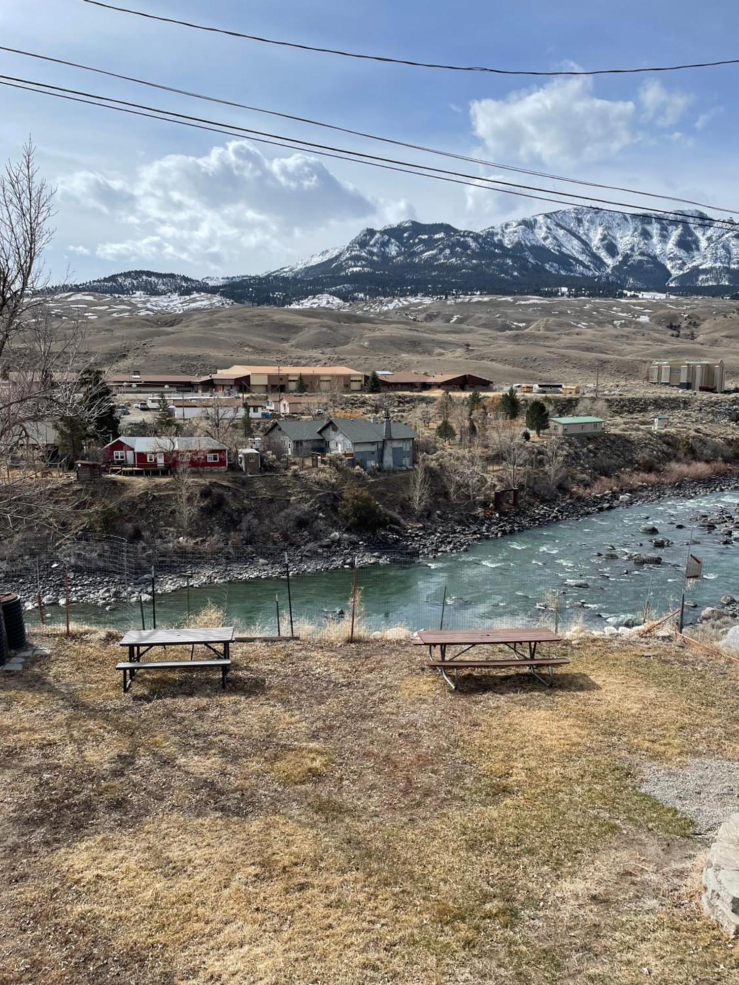 גרדינר Parkway Yellowstone Guest House Room #1 מראה חיצוני תמונה